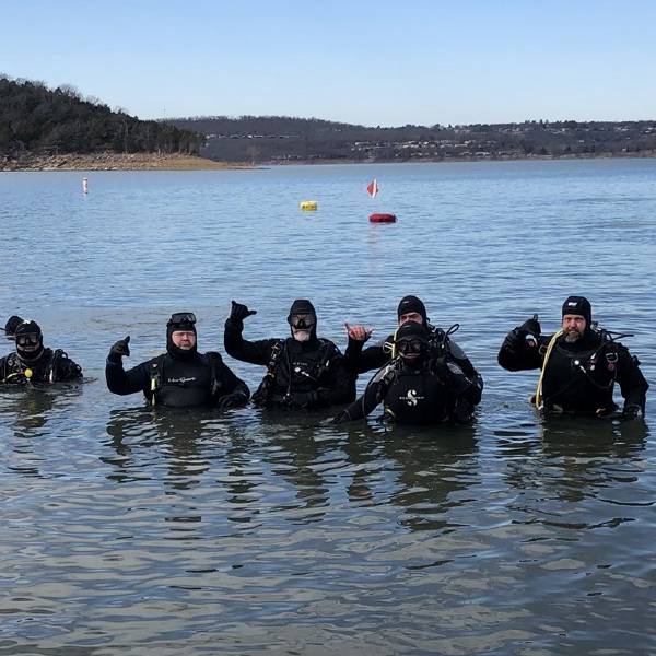 Group of Divers from Genes