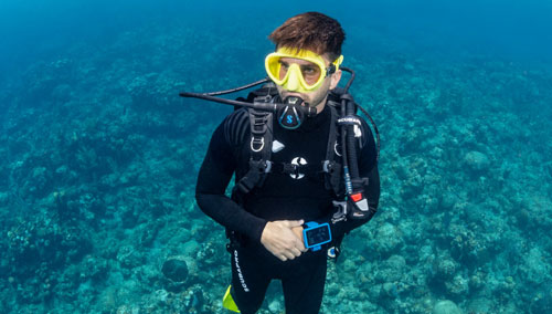 Underwater diver wearing a SCUBAPRO Definition steamer