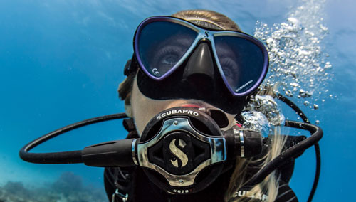 Close up of diver wearing a S620 Dive Regulator