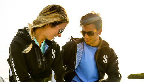 Woman and man in SCUBAPRO divewear