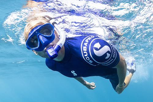 feels practically weightless