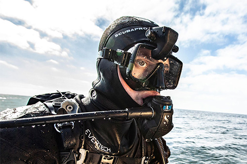 Wide headband helps to spread the load across the back of the head