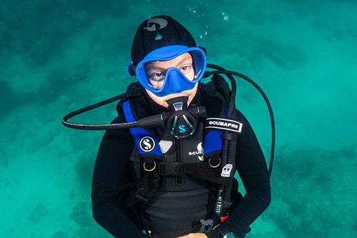 Designed for extended dives or repetitive diving in warm water