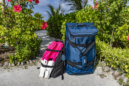 Sport Bag 105 on beach